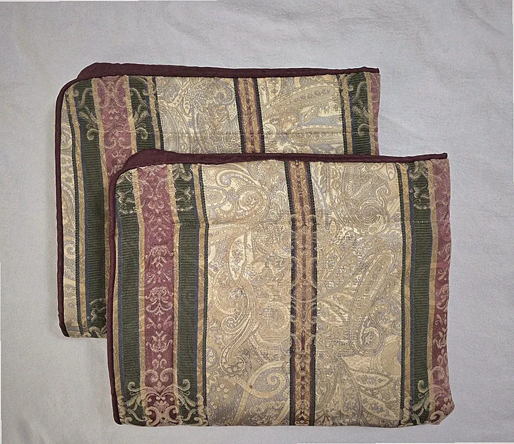Set Of 2 Croscill Townhouse Damask Standard Pillow Shams Burgundy Green Gold EUC